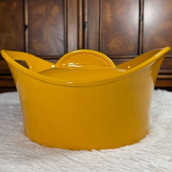 NWOT Racheal Ray Yellow 2.75qt Round Handled Baking Dish with Lid - Picture 3 of 12